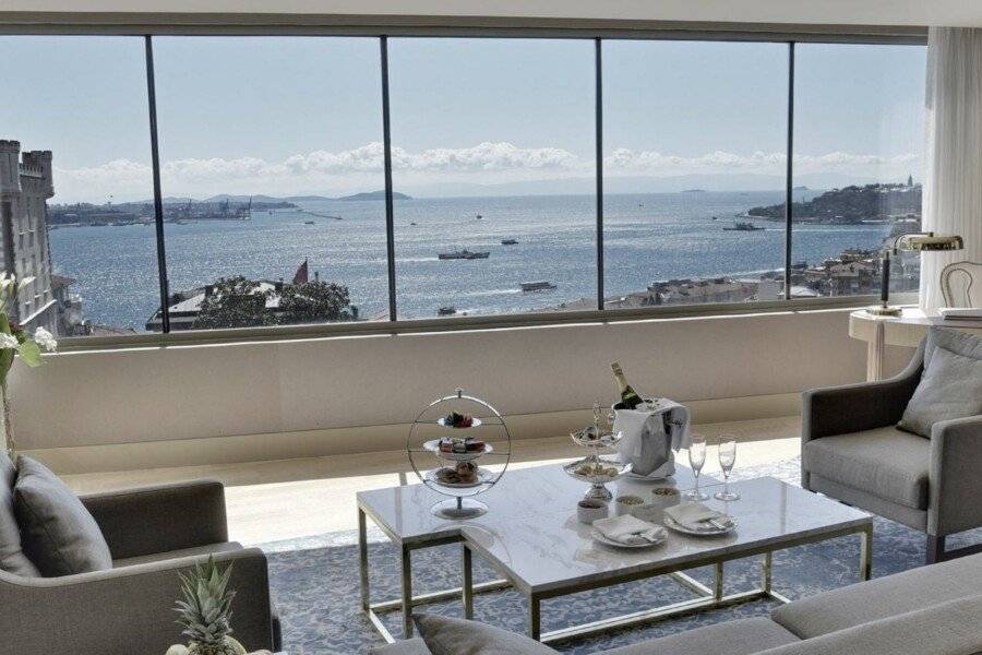 CVK Park Bosphorus Hotel Istanbul ocean view