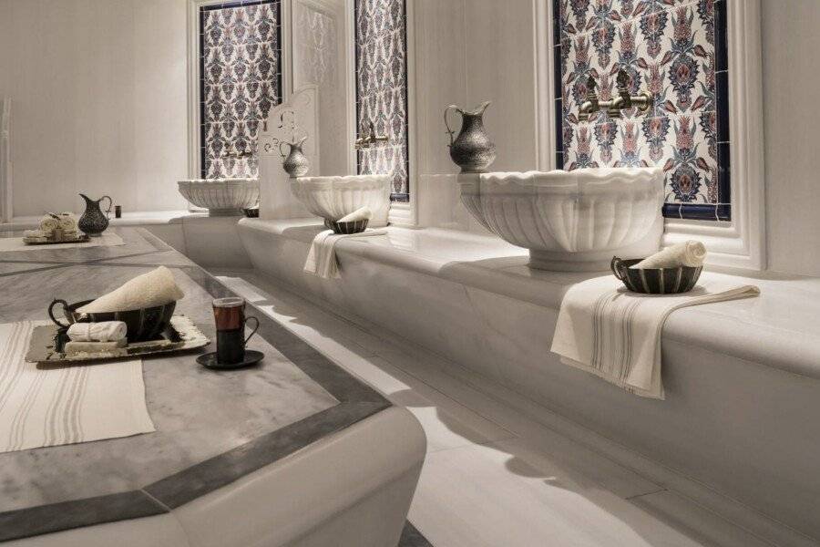 Shangri-La Bosphorus spa