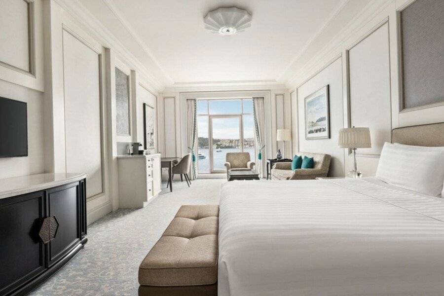 Shangri-La Bosphorus hotel bedroom,ocean view