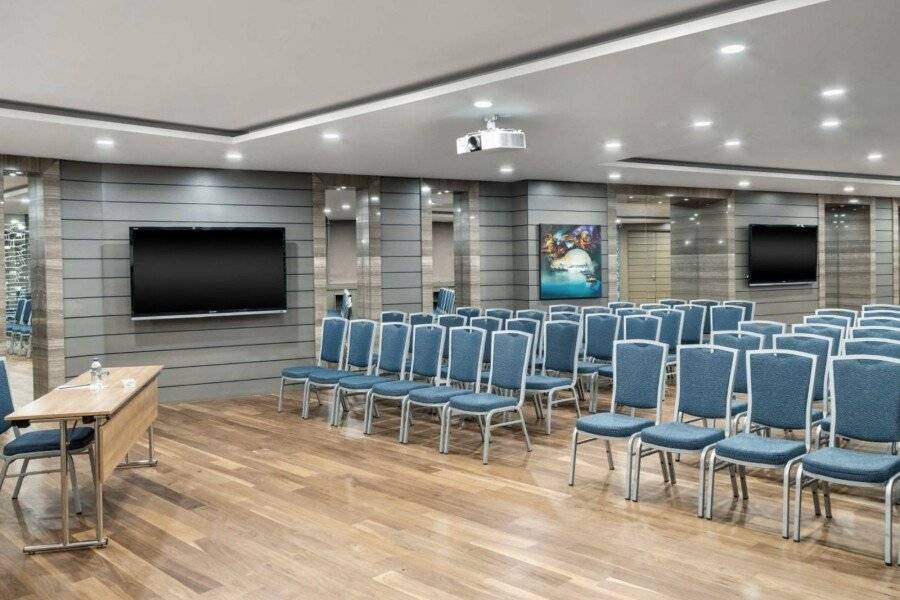 Radisson Blu Hotel, Istanbul Sisli conference room,meeting room