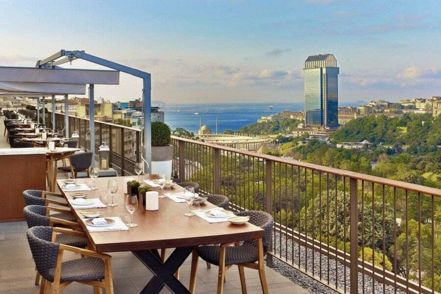 The St. Regis Istanbul restaurant,ocean view