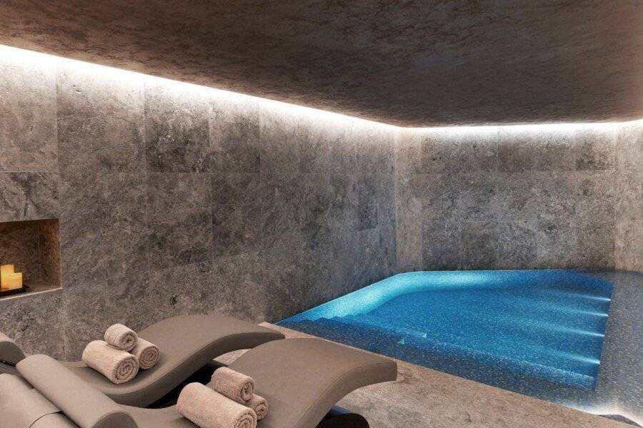 The St. Regis Istanbul spa,spa with pool