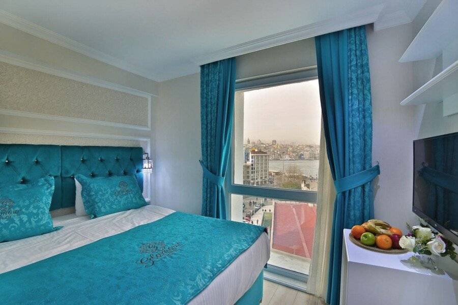 Glamour Hotel Istanbul Sirkeci hotel bedroom,ocean view