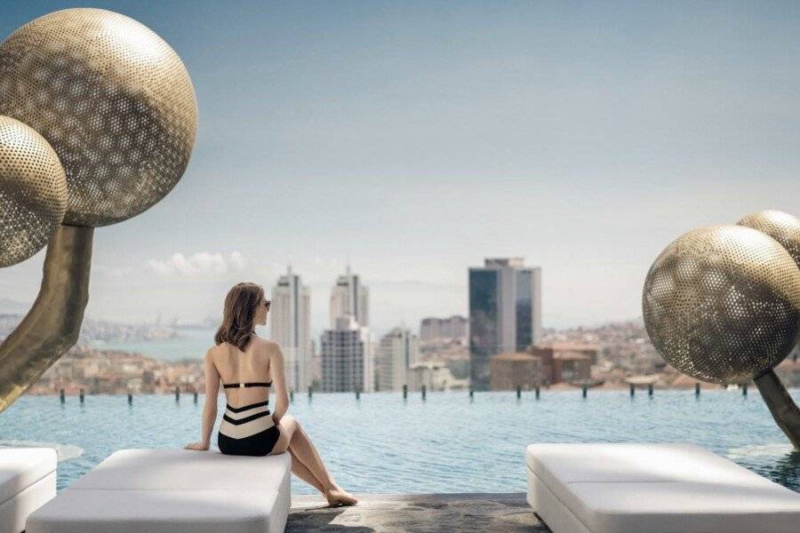 Fairmont Quasar Istanbul Hotel infinity pool,ocean view