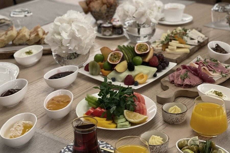 Fairmont Quasar Istanbul Hotel breakfast