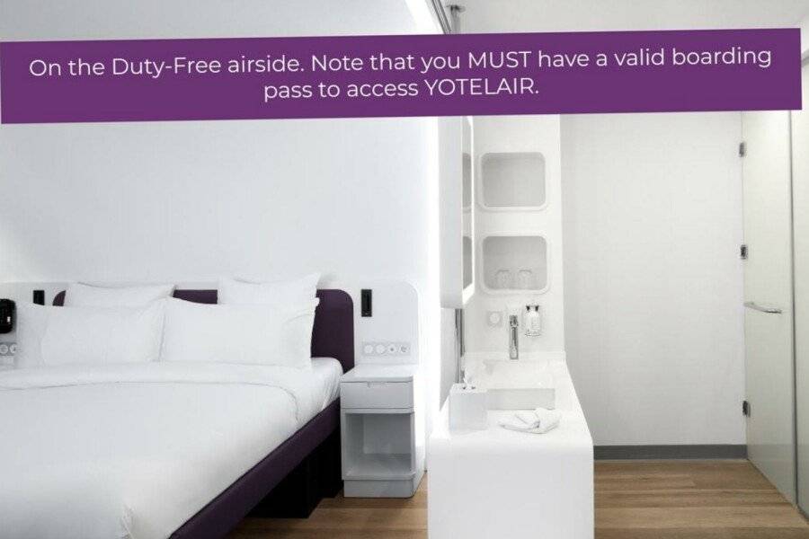 Yotel Istanbul Airport hotel (airside) hotel bedroom