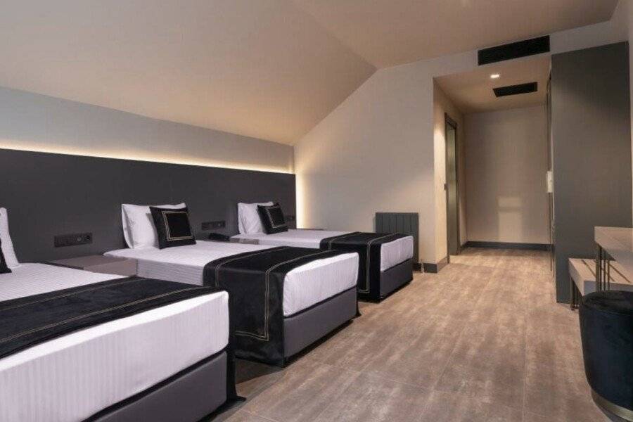 Menalo Hotel Premium Istanbul Airport hotel bedroom