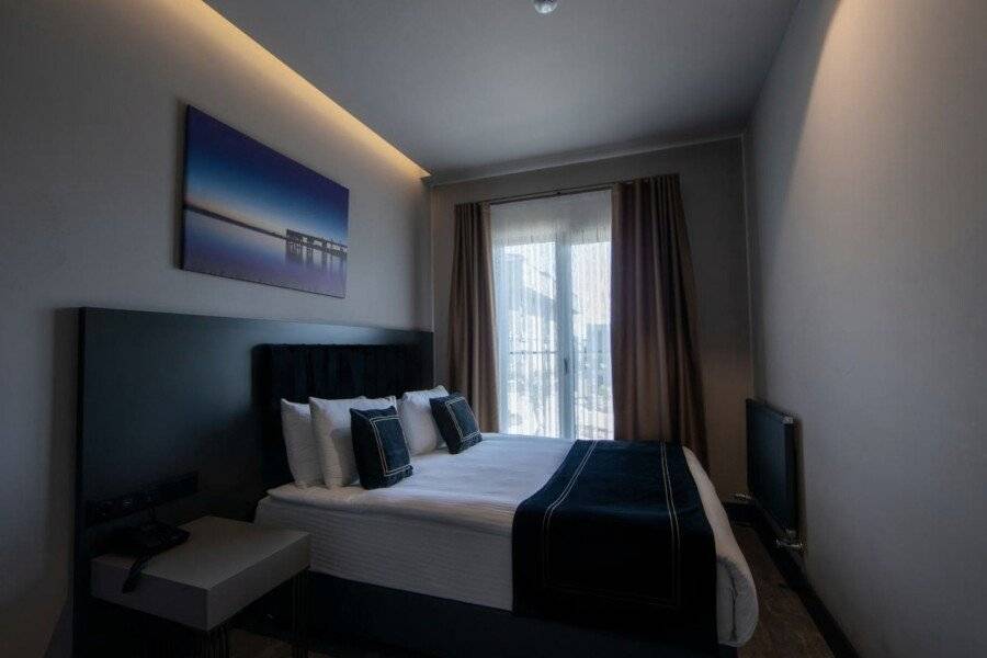 Menalo Hotel Premium Istanbul Airport hotel bedroom