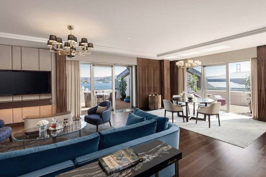 Mandarin Oriental Bosphorus hotel bedroom,ocean view