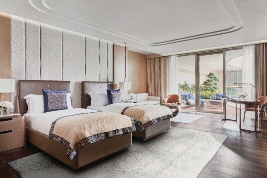 Mandarin Oriental Bosphorus hotel bedroom