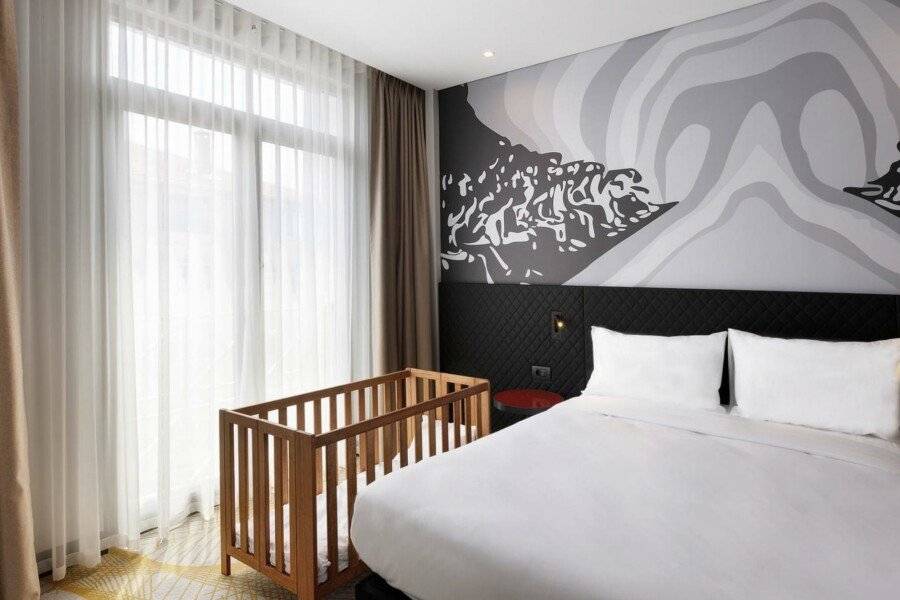 ibis Styles Istanbul Merter hotel bedroom