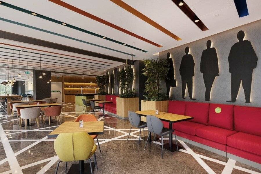 ibis Styles Istanbul Merter lobby, restaurant