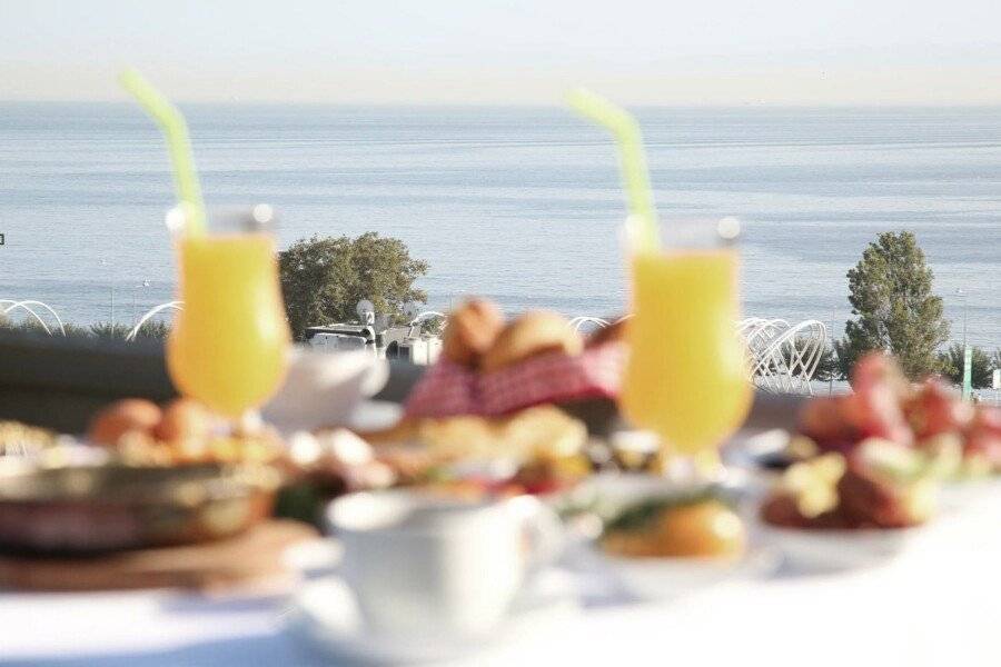 Hotel Bronte ocean view,breakfast