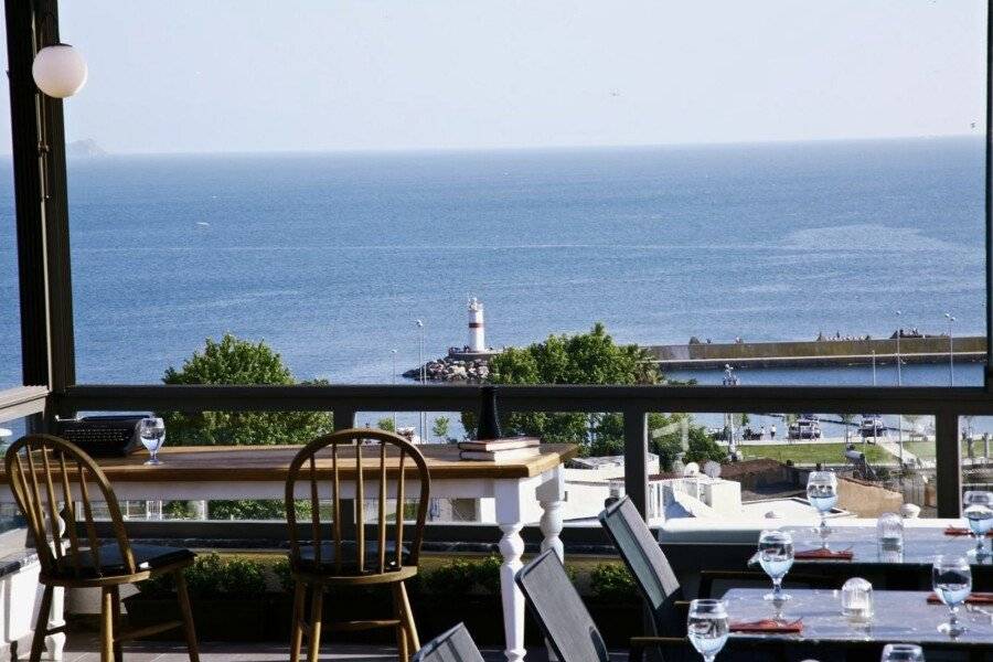 Hotel Bronte ocean view,restaurant