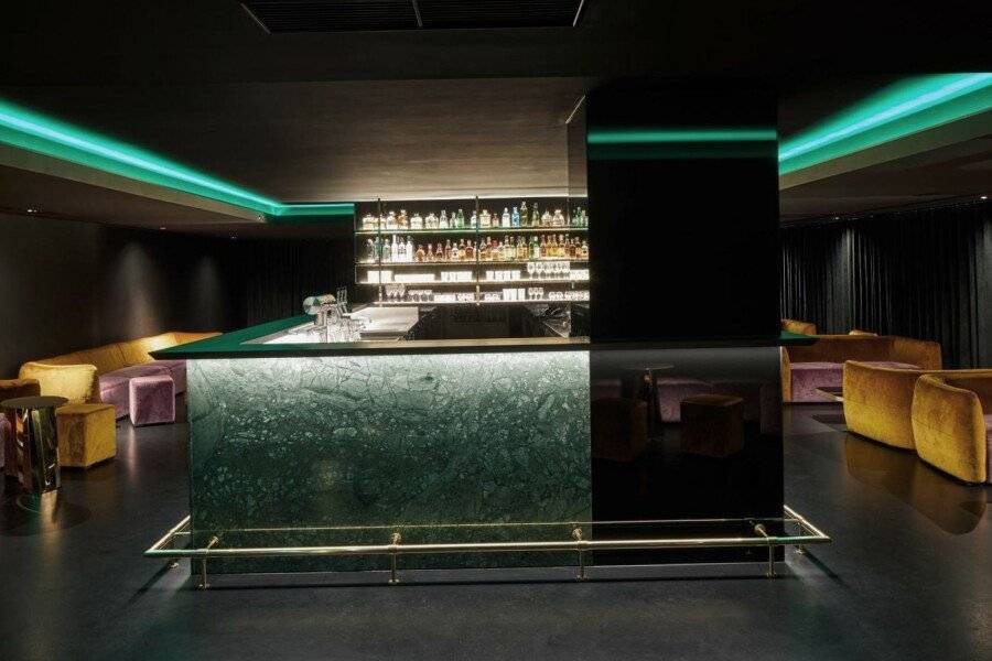 Estrel bar