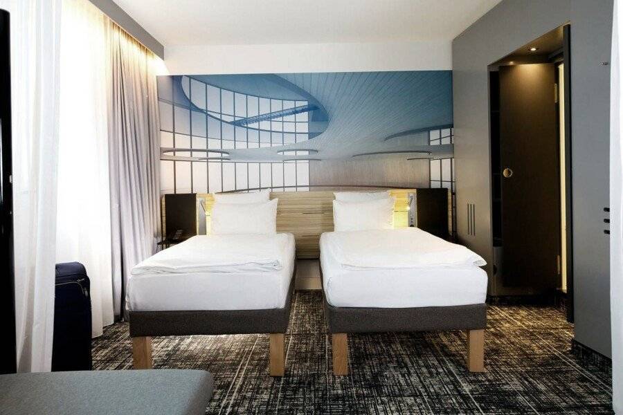 Novotel Suites City Potsdamer Platz hotel bedroom