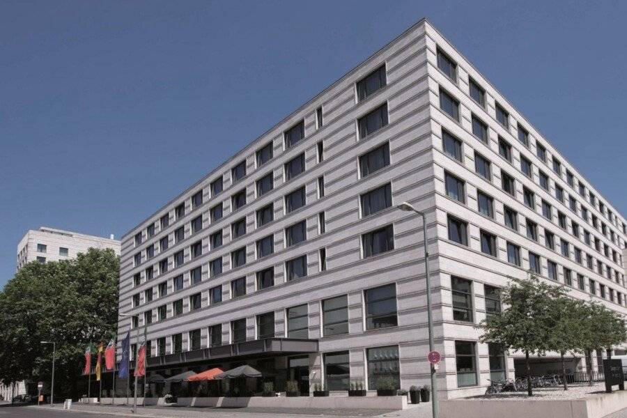 JW Marriott Hotel Berlin facade