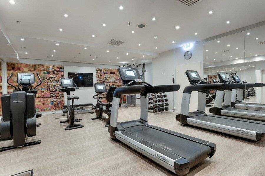 Park Inn by Radisson Alexanderplatz fitness centre