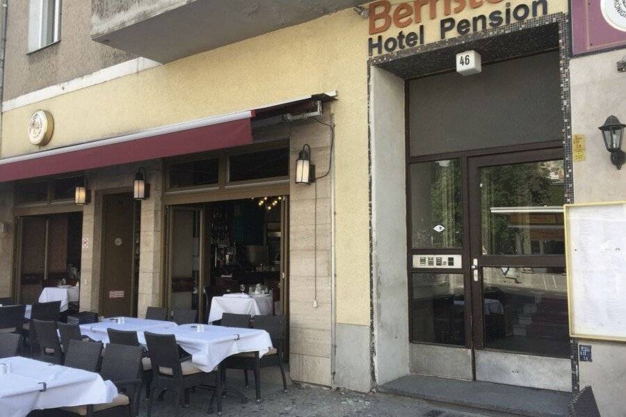 Hotel Pension Bernstein am Kurfürstendamm ,hotel facade