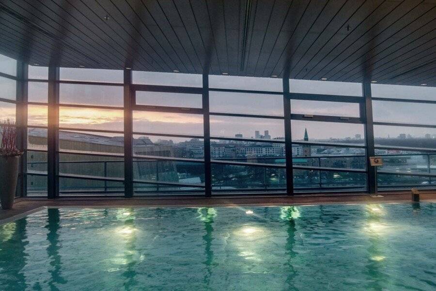 Grand Hyatt Berlin indoor pool,ocean view