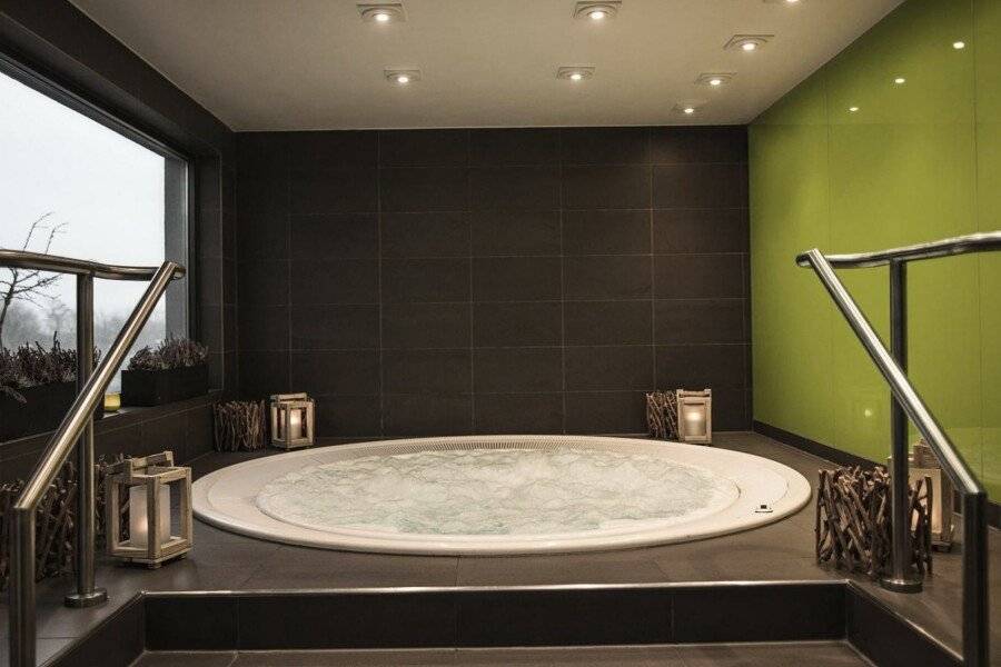 Vienna House by Wyndham Andel's spa,jacuzzi