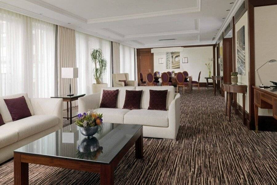 Berlin Marriott Hotel lobby