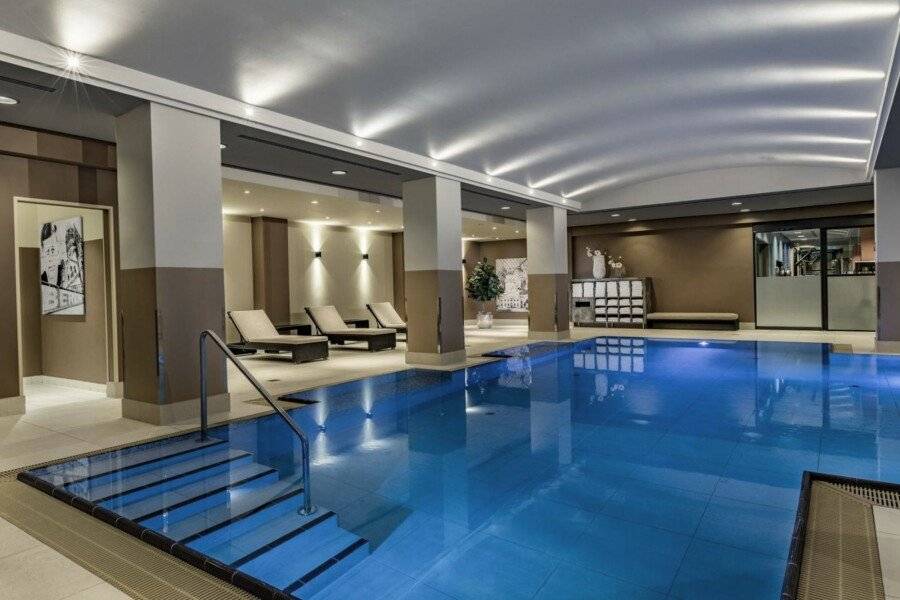 Berlin Marriott Hotel indoor pool,spa