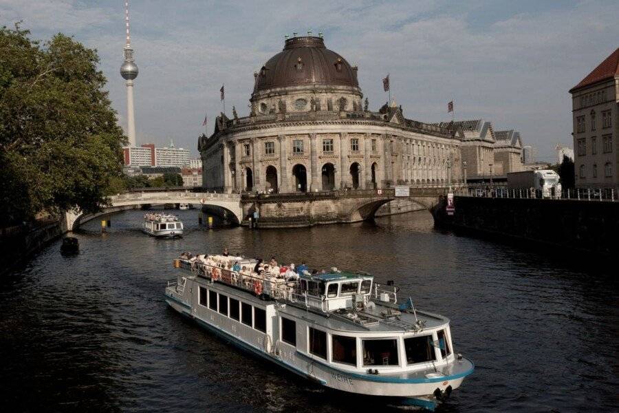 easyHotel Berlin Hackescher Markt 