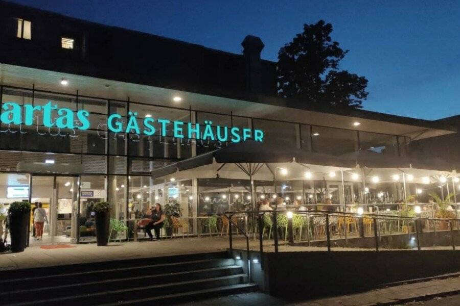 martas Gästehäuser Hauptbahnhof ,hotel facade