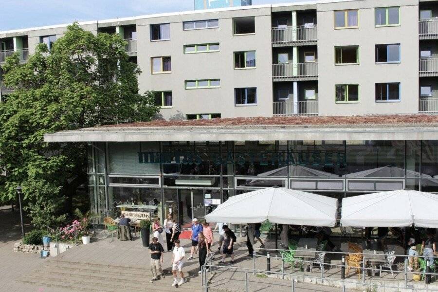 martas Gästehäuser Hauptbahnhof facade, restaurant