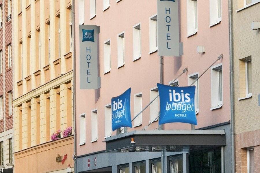 Ibis budget Potsdamer Platz facade