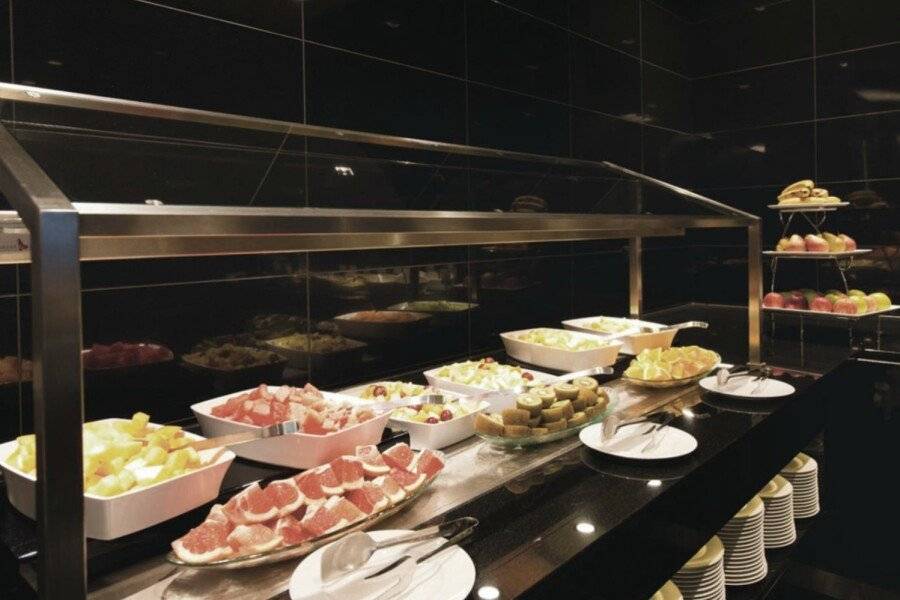 Riu Plaza Berlin breakfast
