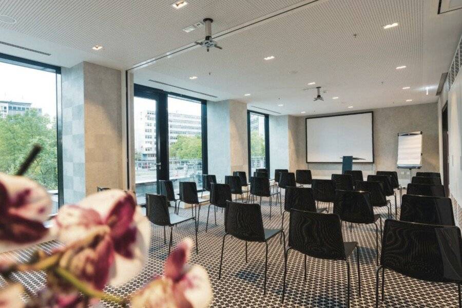 Riu Plaza Berlin conference room,meeting room