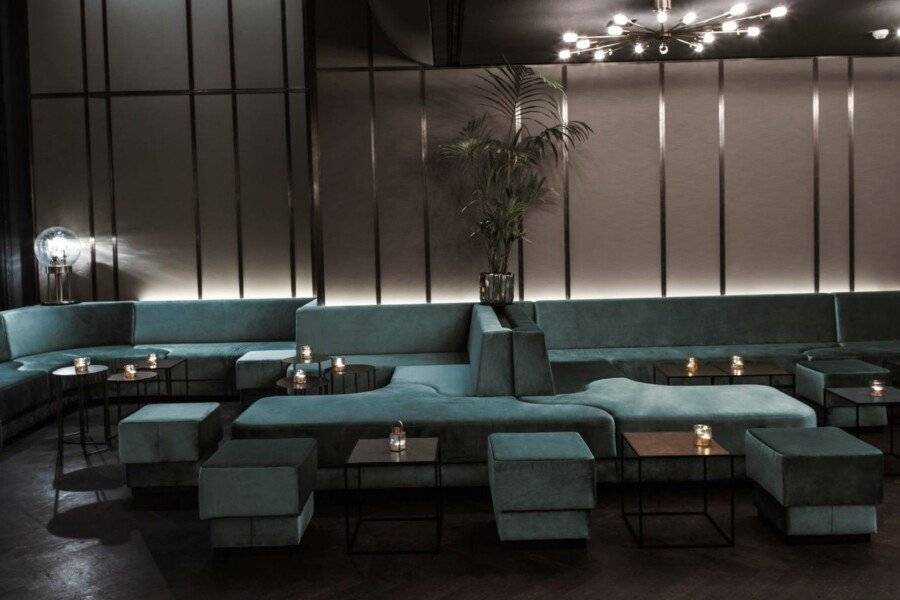 Hotel AMANO Grand Central lounge