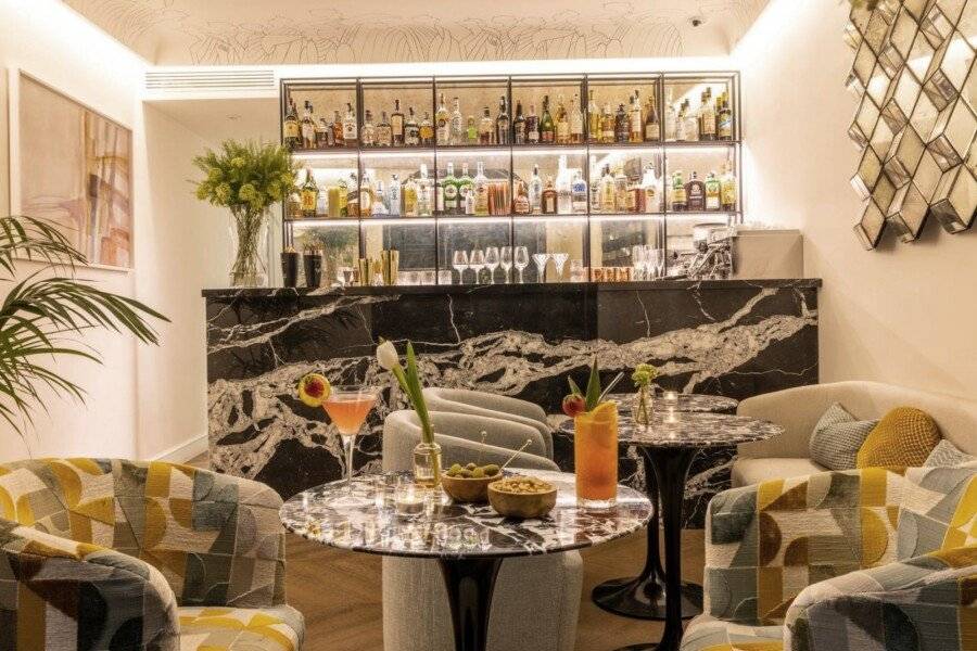 Nerva Boutique Hotel bar,lounge