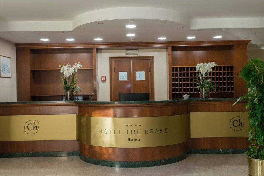 Hotel The Brand lobby,front desk