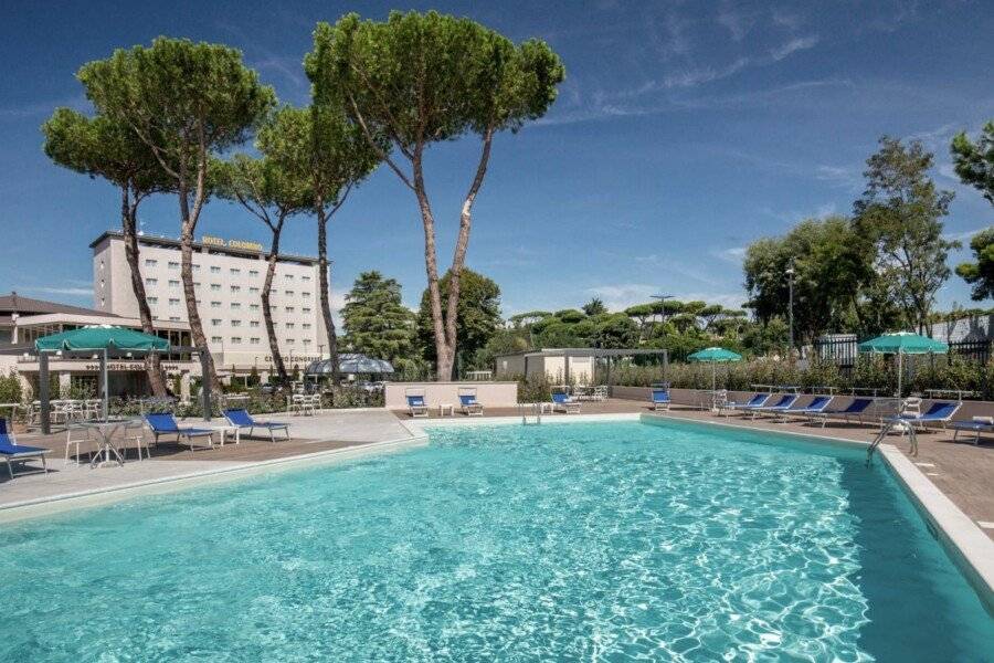 Hotel Cristoforo Colombo outdoor pool