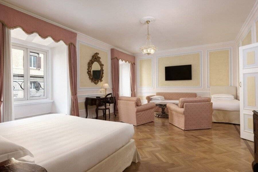 Hotel Quirinale hotel bedroom