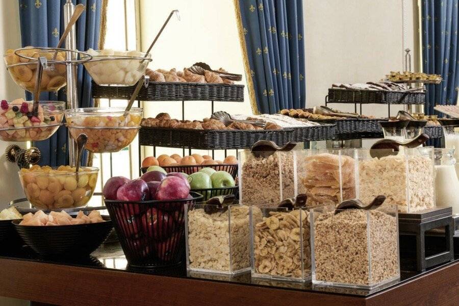 Hotel Quirinale breakfast