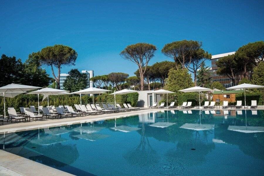 Holiday Inn - Rome Eur Parco Dei Medici outdoor pool