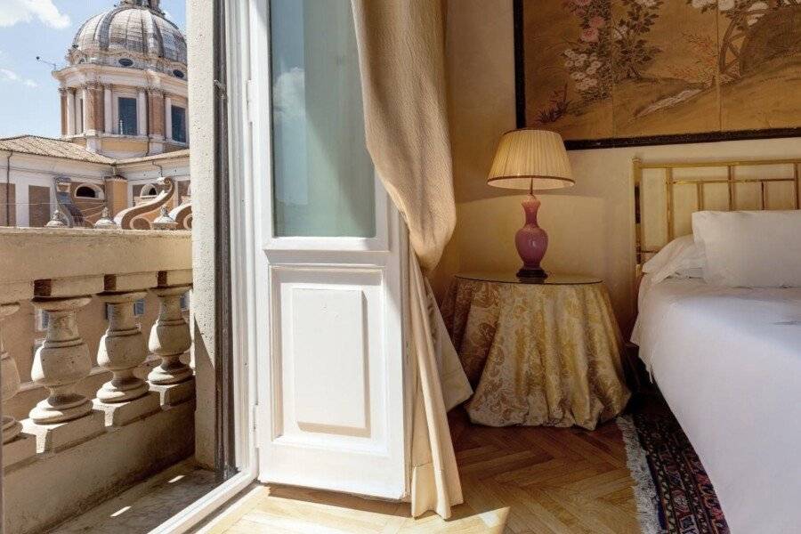 Grand Hotel Plaza hotel bedroom,balcony,ocean view