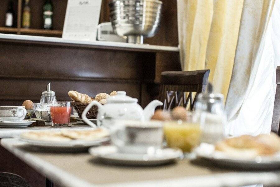 Hotel Grifo restaurant, breakfast