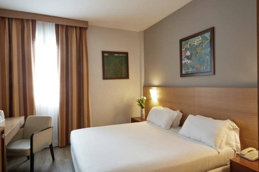 Belstay Roma Aurelia hotel bedroom