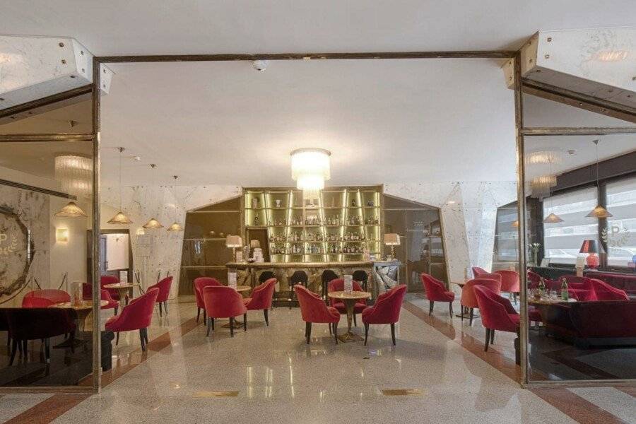 FH55 Grand Hotel Palatino lobby, bar