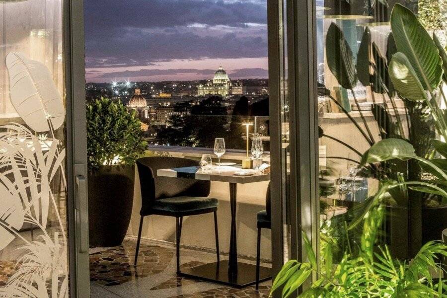 Sofitel Roma Villa Borghese restaurant,ocean view