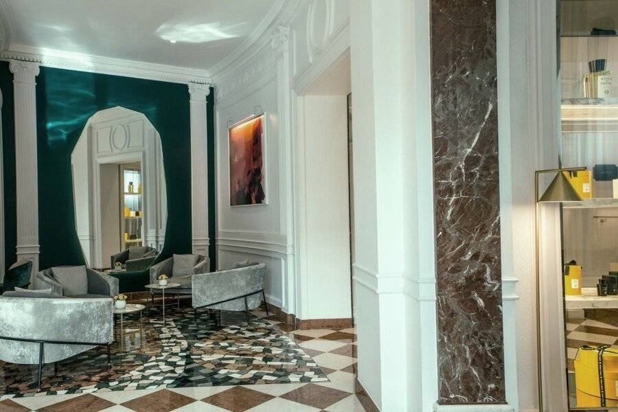 Sofitel Roma Villa Borghese lobby