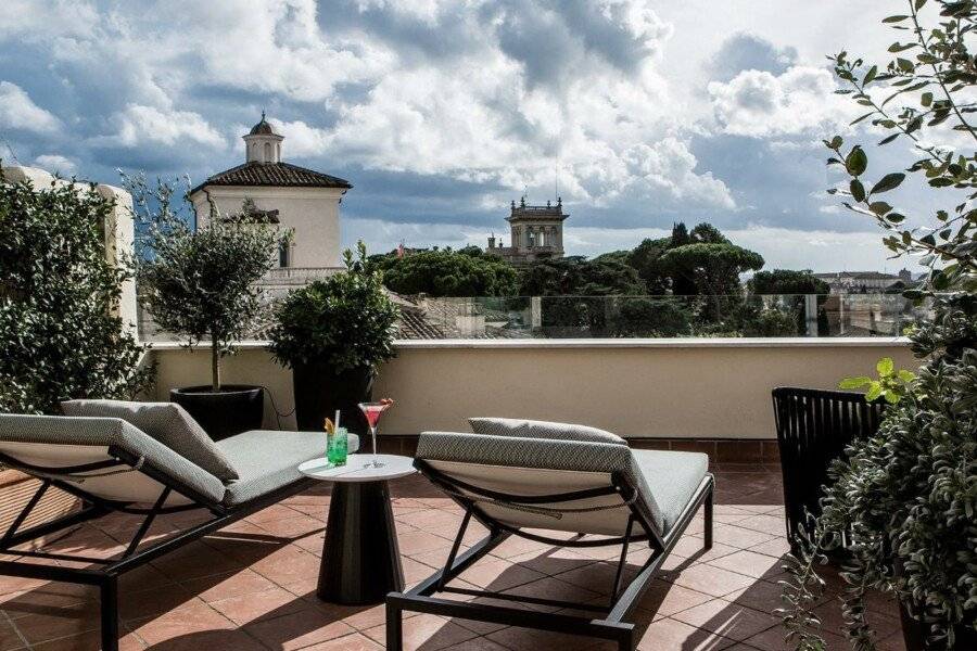 Sofitel Roma Villa Borghese balcony,ocean view