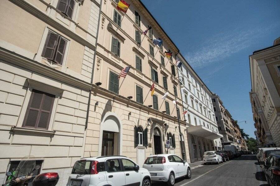 Hotel Diocleziano facade