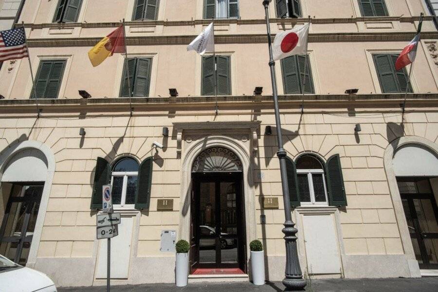 Hotel Diocleziano facade