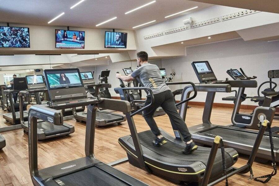 Rome Cavalieri, A Waldorf Astoria Hotel fitness centre